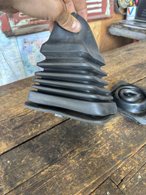 1989 - 1993 DODGE RAM 1ST GEN CUMMINS OEM SHIFT SHIFTER BOOT SET