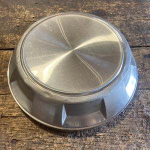 OEM 1989 - 1993 DODGE RAM 250 1ST GEN CUMMINS 2WD HUB CAP