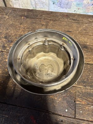 1994 - 2002 DODGE RAM 3500 REAR DUALLY WHEEL CENTER HUB CAP COVER 52038271