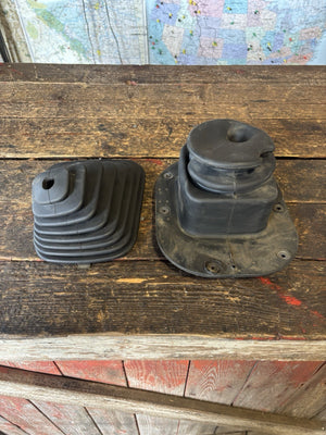 1998 - 2002 2NDGEN DODGE RAM MANUAL TRANSMISSION SHIFT SHIFTER BOOT SET 52107613