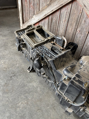 2006 2007 2008 2009 DODGE RAM LARAMIE DUAL CLIMATE HEATER HVAC BOX 55056739AE