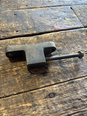 1994 - 1998 DODGE RAM P7100 PPUMP INJECTION PUMP MOUNT BRACKET 3930924