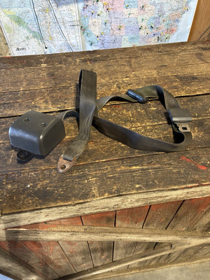 1989 - 1993 DODGE RAM 1ST GEN GREY DRIVER SEATBELT BELT