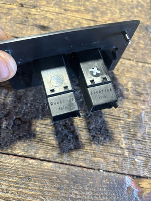 1991 1992 1993 DODGE RAM CUMMINS OVERDRIVE ON OFF SWITCH CARGO LIGHT 55026511