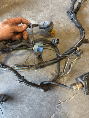 1997 DODGE RAM 2500 3500 CUMMINS ENGINE BAY WIRING HARNESS 56021773 Needs Work
