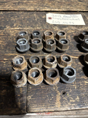 OEM SET OF 32 2012 DODGE RAM 2500 3500 SINGLE REAR WHEEL LUG NUTS