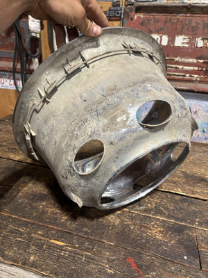 1999 - 2002 DODGE RAM 3500 DUALLY REAR HUB DISH SIMULATOR WHEEL COVER 52106449