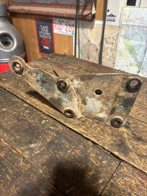 OEM 1ST GEN DODGE 1989 -1993 RAM 150 250 350 4X4 STEERING BOX BRACKET BRACE