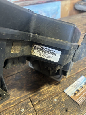 2004 DODGE RAM CUMMINS TIPM INTEGRATED POWER FUSE BOX P 05026032 Ab