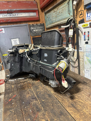 1999 - 2002 Dodge Ram 2500 3500 Cummins HVAC heater AC box 55055893AG