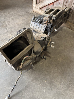 2006 2007 2008 2009 DODGE RAM LARAMIE DUAL CLIMATE HEATER HVAC BOX 55056739AE