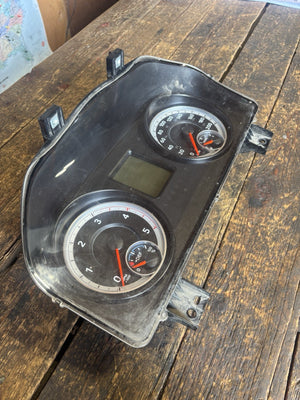 2015 RAM 2500 3500 CUMMINS SPEEDOMETER GAUGE INSTRUMENT CLUSTER KMS 68242868AD