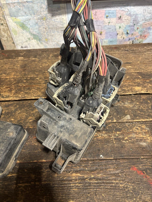 2003-2005 Dodge Ram 1500 2500 Fuse Box Relay Power Distribution P05026034AB