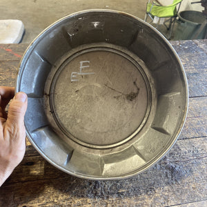 OEM 1989 - 1993 DODGE RAM 250 1ST GEN CUMMINS 2WD HUB CAP