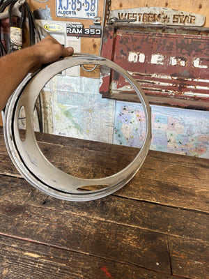 1994 - 1998 DODGE RAM 3500 DUALLY REAR HUB DISH SIMULATOR WHEEL COVER