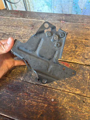 1994 - 1998 DODGE RAM 12V PPUMP CUMMINS THROTTLE LINKAGE BRACKET 3925358 3925354