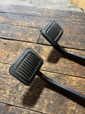 1ST GEN DODGE 1989 -1993 RAM 150 250 350 MANUAL CLUTCH BRAKE PEDAL SET