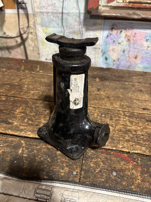 OEM 2ND GEN 1994 - 2002 DODGE RAM 2500 SPARE TIRE JACK & TOOL SET