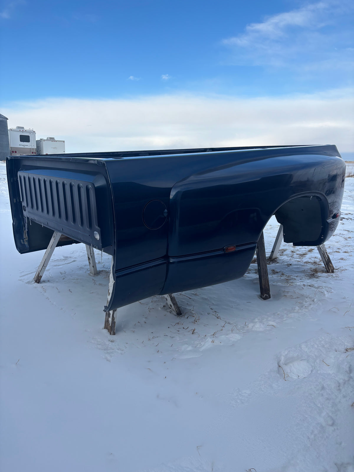 3RD GEN 2003-2009 DODGE RAM 8FT DUALLY BED RUST FREE