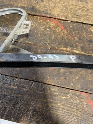 1989-1993 DODGE RAM 250 350 CUMMINS PASSENGER DOOR VENT WINDOW DOOR FRAME GUIDE