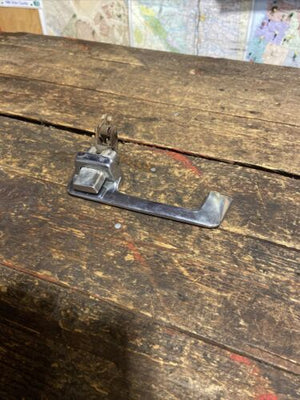 OEM 1989-1993 DODGE RAM 1ST GEN DRIVERS DRIVER DOOR HANDLE