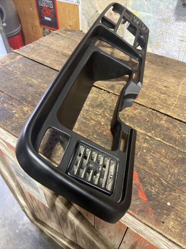 1994 1995 1996 1997 DODGE RAM 1500 2500 3500 RADIO GAUGE SURROUND DASH BEZEL