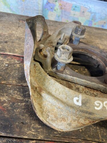 2003-2009 DODGE RAM 2500 SRW REAR EBRAKE HOLDER CALIPER BRACKET PASSENGER SIDE