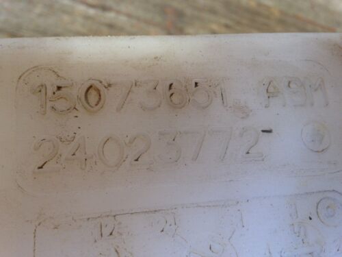 99-07 Gmc Chevrolet 1500/2500/3500 Washer Fluid Tank Reservoir