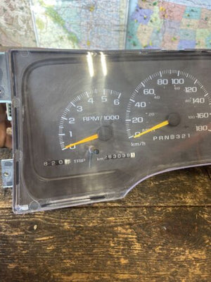 1997 1998 CHEVROLET GMC INSTRUMENT GAUGE CLUSTER 263,038KMS 