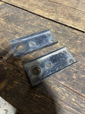 1991 1992 1993 Dodge Ram 250 350 Cummins 12v Radiator Holder Brackets 52027503