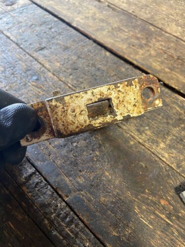 1970&#39;S DODGE RAM TAILGATE LATCHES LATCH PIECES