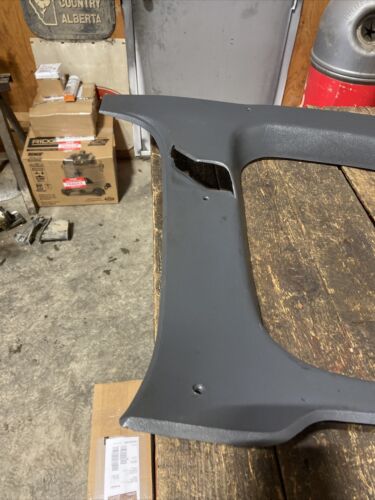 PASSENGER SIDE EXTENDED CAB REAR WINDOW TRIM GREY 1989-1993 DODGE RAM 55028912