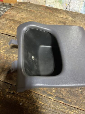 1998 -2002 DODGE RAM 2500 3500 MANUAL TRANS CENTER CONSOLE CUBBY LIGHT MIST GREY