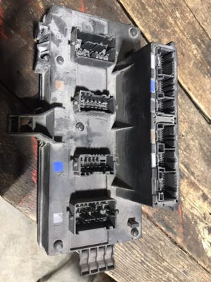 2006 DODGE RAM 1500 4.7L 2WD TIPM FUSEBOX 56049888AL TOTAL INTEGRATED POWER MODU