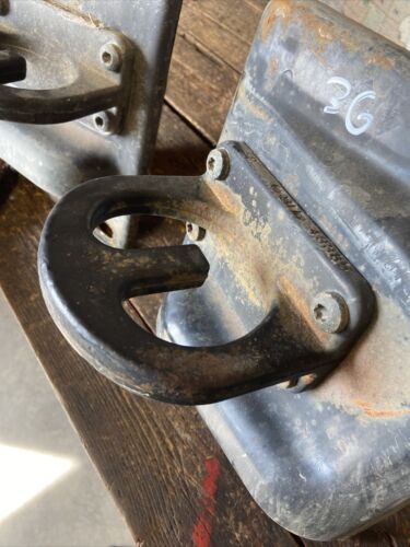 2003-2009 DODGE RAM 2500 3500 3RD GEN CUMMINS TOW HOOKS WITH BUMPER BRACKETS