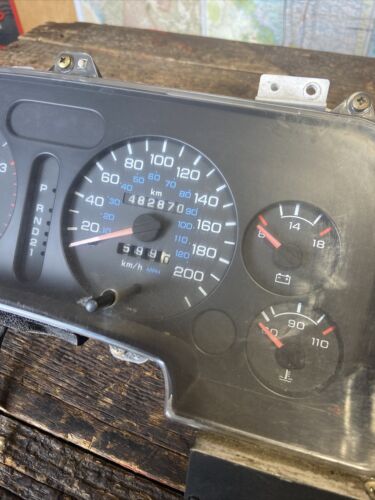 1994 - 1997 DODGE RAM 2500 3500 CUMMINS 482kms INSTRUMENT GAUGE CLUSTER 56006845