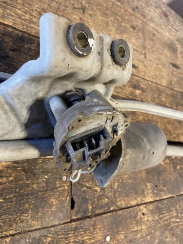 1994-2001 DODGE RAM 1500 2500 3500 CUMMINS WIPER MOTOR &amp; WIPER ARM ASSEMBLY 