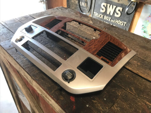 2006-2009 DODGE RAM LARAMIE TRUCK CENTER CONSOLE RADIO BEZEL SURROUND