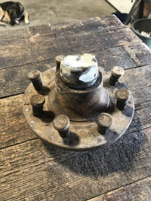 1989-1993 DODGE RAM D250 2WD 1ST GEN CUMMINS FRONT WHEEL BEARING HUB 105285