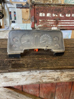 1994 - 1997 DODGE RAM 2500 3500 CUMMINS INSTRUMENT GAUGE CLUSTER 146,395 MILES