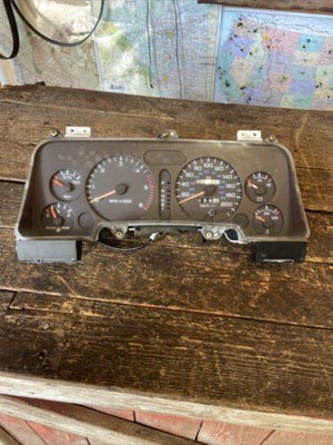 1994 1995 1996 1997 DODGE RAM 2500 3500 GAS INSTRUMENT GAUGE CLUSTER 56021723