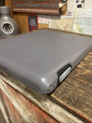 1998-2002 DODGE RAM 1500 2500 3500 LIGHT GREY MIDDLE SEAT CONSOLE LID 19X15 MINT