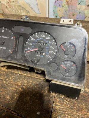 1994-1997 DODGE RAM 2500 3500 CUMMINS GAUGE CLUSTER SPEEDOMETER 56006845 257KMS