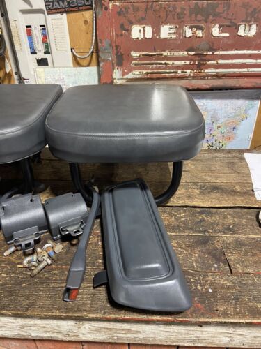 1992 1993 DODGE RAM 250 350 EXTENDED CAB GREY REAR SEATS &amp; REAR SEAT BELT SET