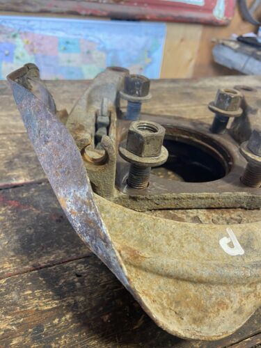 2003-2009 DODGE RAM 2500 SRW REAR EBRAKE HOLDER CALIPER BRACKET PASSENGER SIDE