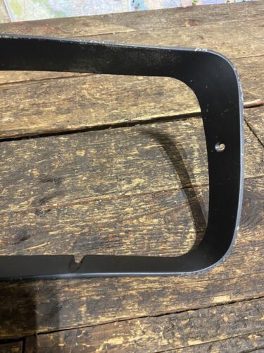 1991 1992 1993 DODGE RAM 150 250 350 HEADLIGHT BEZEL OEM PASSENGER SIDE RH