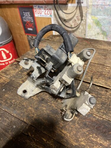 1998 DODGE RAM 2500 2WD CUMMINS ABS BRAKE MODULE 52009710AE