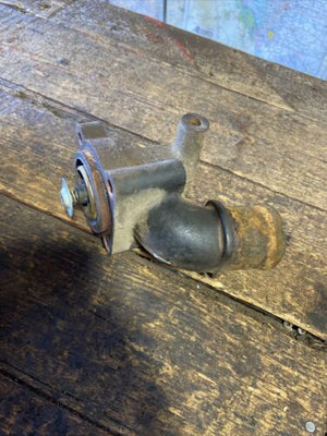 1989 - 1991 DODGE RAM 250/350 5.9L12V CUMMINS THERMOSTAT HOUSING 3912249 Non Int