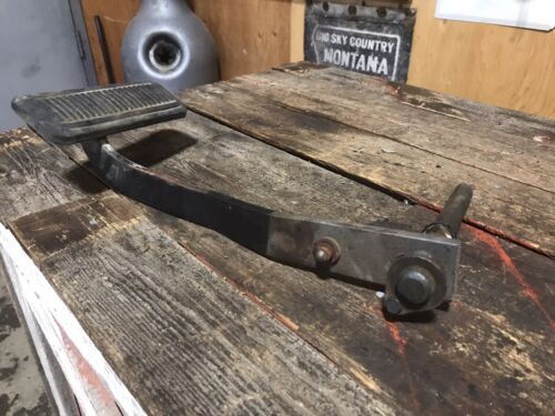 1989-1993 DODGE RAM 150 250 350 1ST GEN BRAKE PEDAL FOR AUTOMATIC TRUCKS PN 2802