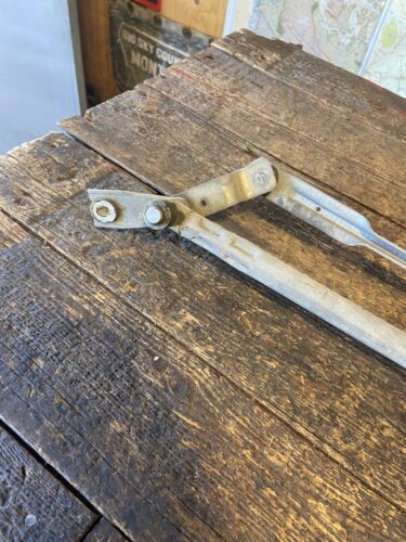 1994-2001 DODGE RAM 1500 2500 3500 CUMMINS WIPER MOTOR &amp; WIPER ARM ASSEMBLY 